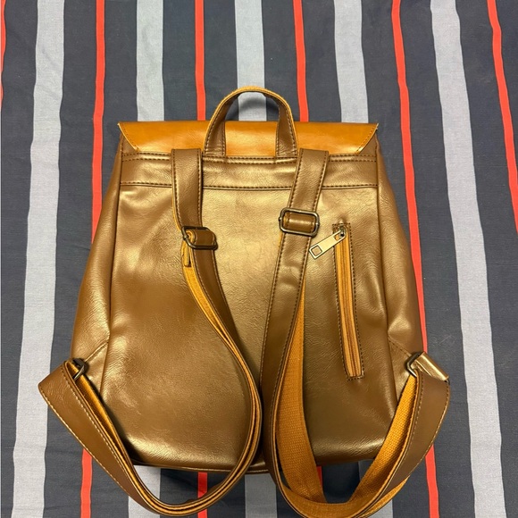 Two-Toned Leather Backpack - Picture 2 of 8